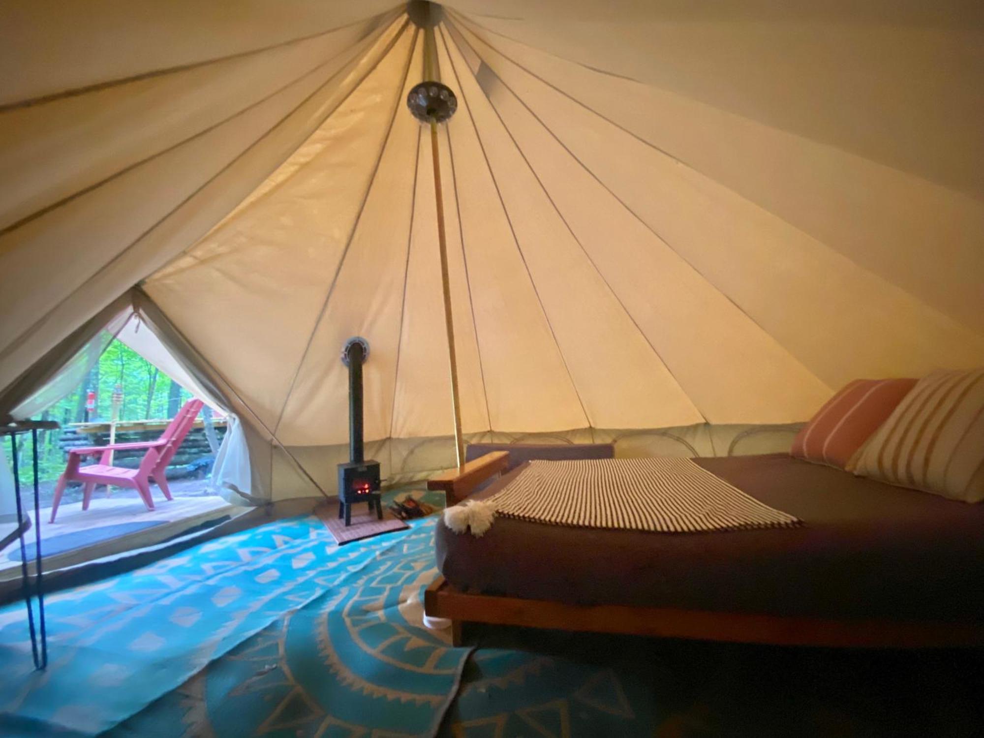 Sailor Springs Glamping Luxury tent Bayfield